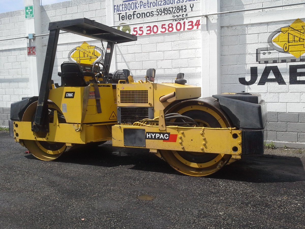 PJABRI's tweet photo. HYPAC C766C MOTOR CUMMINS 4 CIL AÑO 2005 HORAS 4074 RODILLOS 66" PESO 10 TON PINTURA BUEN ESTADO SERVICIOS COMPLETOS BUENAS CONDICIONES https://t.co/KwbXo0DegK