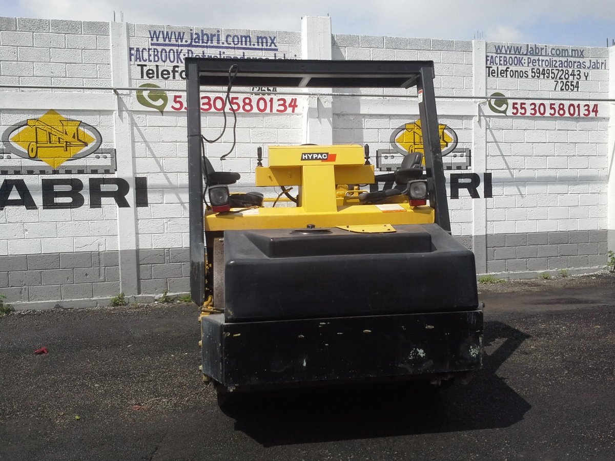 PJABRI's tweet photo. HYPAC C766C MOTOR CUMMINS 4 CIL AÑO 2005 HORAS 4074 RODILLOS 66" PESO 10 TON PINTURA BUEN ESTADO SERVICIOS COMPLETOS BUENAS CONDICIONES https://t.co/KwbXo0DegK