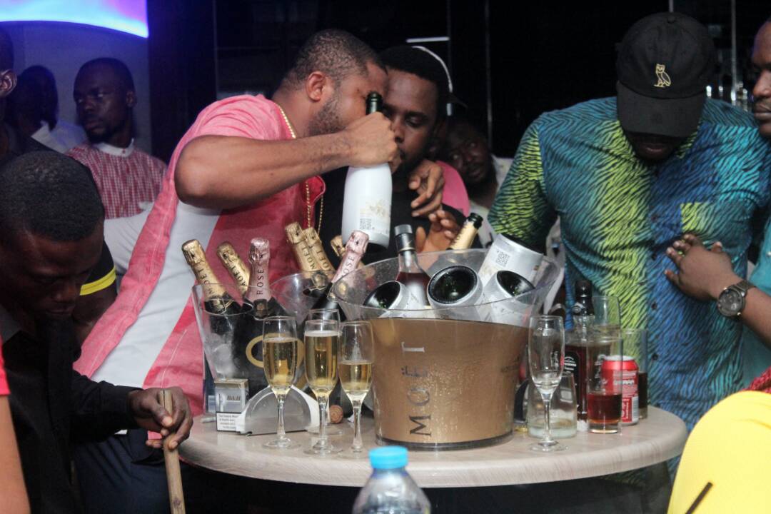 RhapsNigeria's tweet photo. Weekends are always superb @RhapsNigeria #IndulgeYourSenses

#RhapsodysNigeria #Rhapsodys #Rhaps #Friday #Weekendvibes https://t.co/CFeQeRDnie