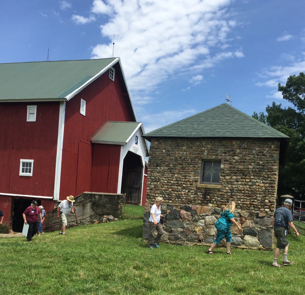 IndianaBarnFND's tweet photo. 1888 Walnut Leaf Farm #barn in Hancock Cty #Indiana #BarnstormingIndiana tour https://t.co/jrHHAExkpI