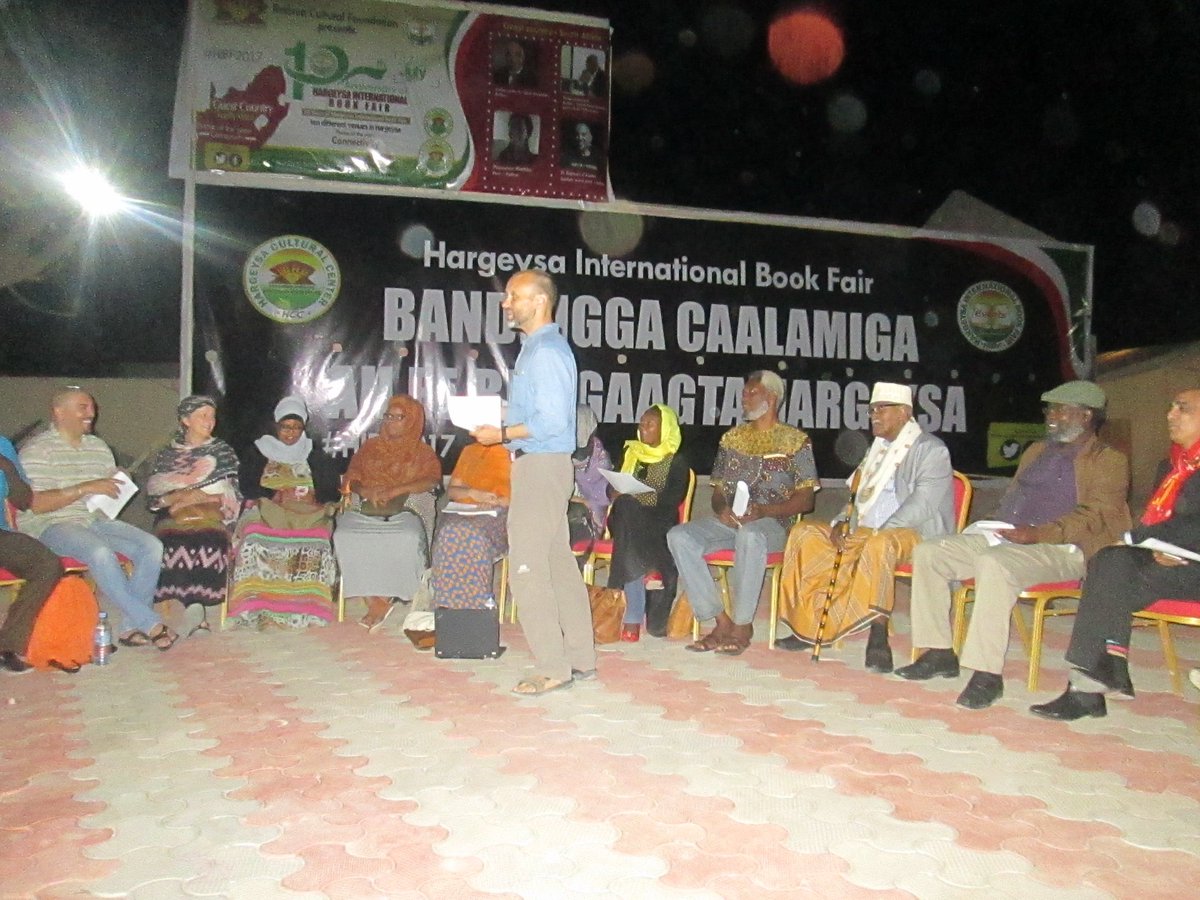 Ladhka's tweet photo. #Rep #Somaliland @slforeign #ProfMartin's Somali tuition tonight to scholars, writers authors etc participating #HIBF2017 @chumanwokolo 4 https://t.co/gA7LQ1BYUh