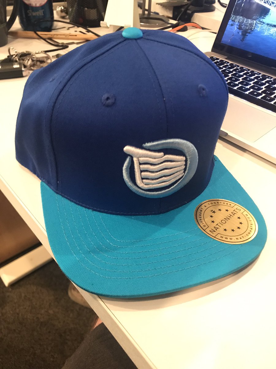 NoodlecakeGames's tweet photo. These new two toned Noodlecake hats are pure 🔥. Check out the under brim art. https://t.co/fZOtz8Ubd9