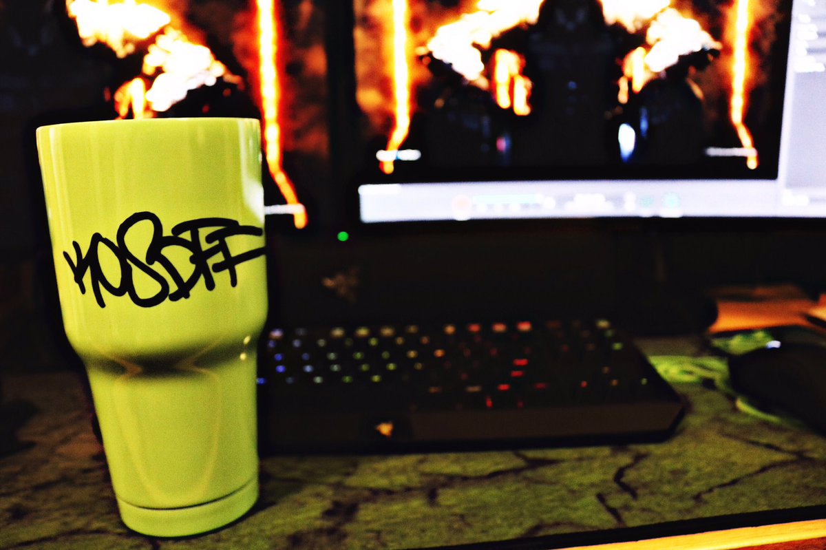 straightupsucks's tweet photo. @KOSDFF decal 😍😍😍 https://t.co/0aGRYndfqa