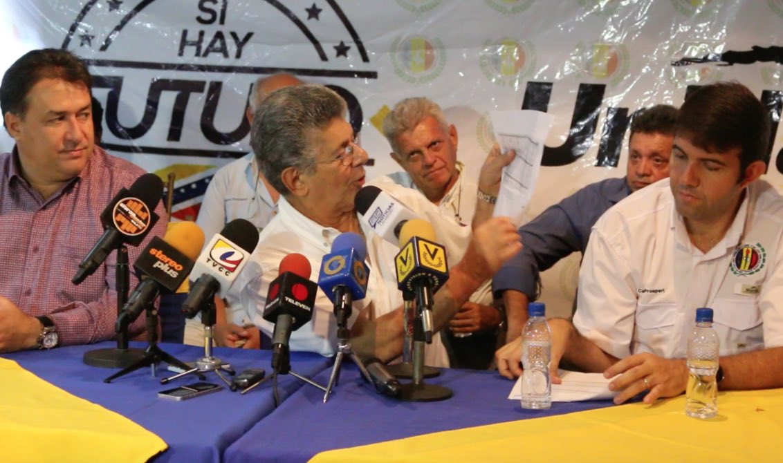 hramosallup's tweet photo. Patriota cooperante nos hizo llegar acta CNE q certifica paupérrima participación en simulacro. 203.000 obligados hasta 4pm vs toda Vzla. https://t.co/xgWTHgvqHn