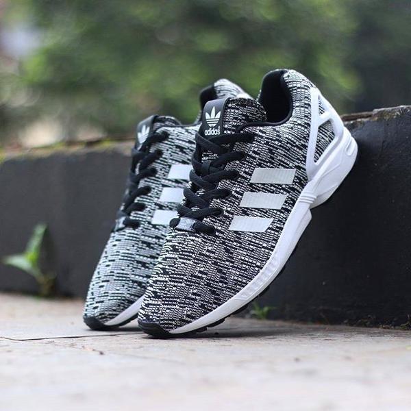 bewok_sneakers's tweet photo. Adidas zx flux weave size 42 bnwb. 650k @penjualalaskaki @Indo_Shoesaddle @HujanSneakers @KangTigaStripes @kick_class https://t.co/D1htobOShd