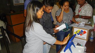 IACTP_MPPSP's tweet photo. #AHORA en #IACTP Simulacro Electoral para la @Constituye2017 #VenezuelaVotaEn9Dias @juancbs77 @mirelct @irisvarela @mspenitenciario https://t.co/fbDO8MggSA