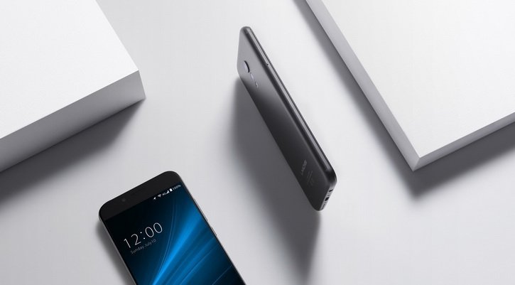 ArtGsmRu's tweet photo. #UMIDIGIS – #цельнометаллический #смартфон с #GorillaGlass4 и процессором #MediaTek #HelioP20 https://t.co/AVsZd6eaFX