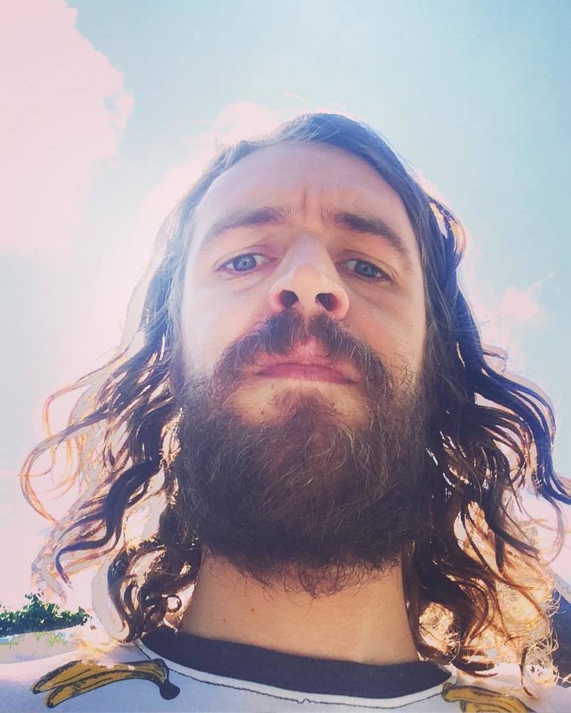 LOOK INTO MY EYES. GRAB YOUR BANKCARD. VISIT ift.tt/2uiDDg2 SPEND YOUR DOUGH. IT'S FOR YOUR SOUL. AND MY BACKACCOUNT #lastnighton…