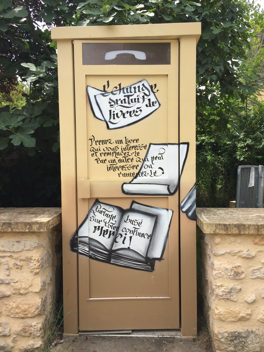 VoiciSarah's tweet photo. Continuing my little series of 'tiny libraries in the Périgord' --here's one in a phone box. https://t.co/7CB17GZbu2