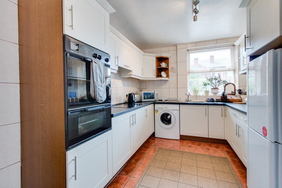 WhitegatesDon's tweet photo. NEW PROPERTY IN BALBY..THREE BEDROOM MID TERRACED HOUSE - GREAT BUY AT A GUIDE PRICE £85,000 TO £95,000 #doncasterisgreat #property #forsale https://t.co/QnJC279bny