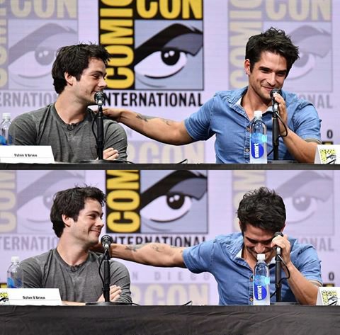 TheBansheesArg's tweet photo. Amo demasiado a estos hombres #Obrosey #TeenWolf #ComicCon2017 @tylergposey @dylanobrien https://t.co/QGBc1Co2t8