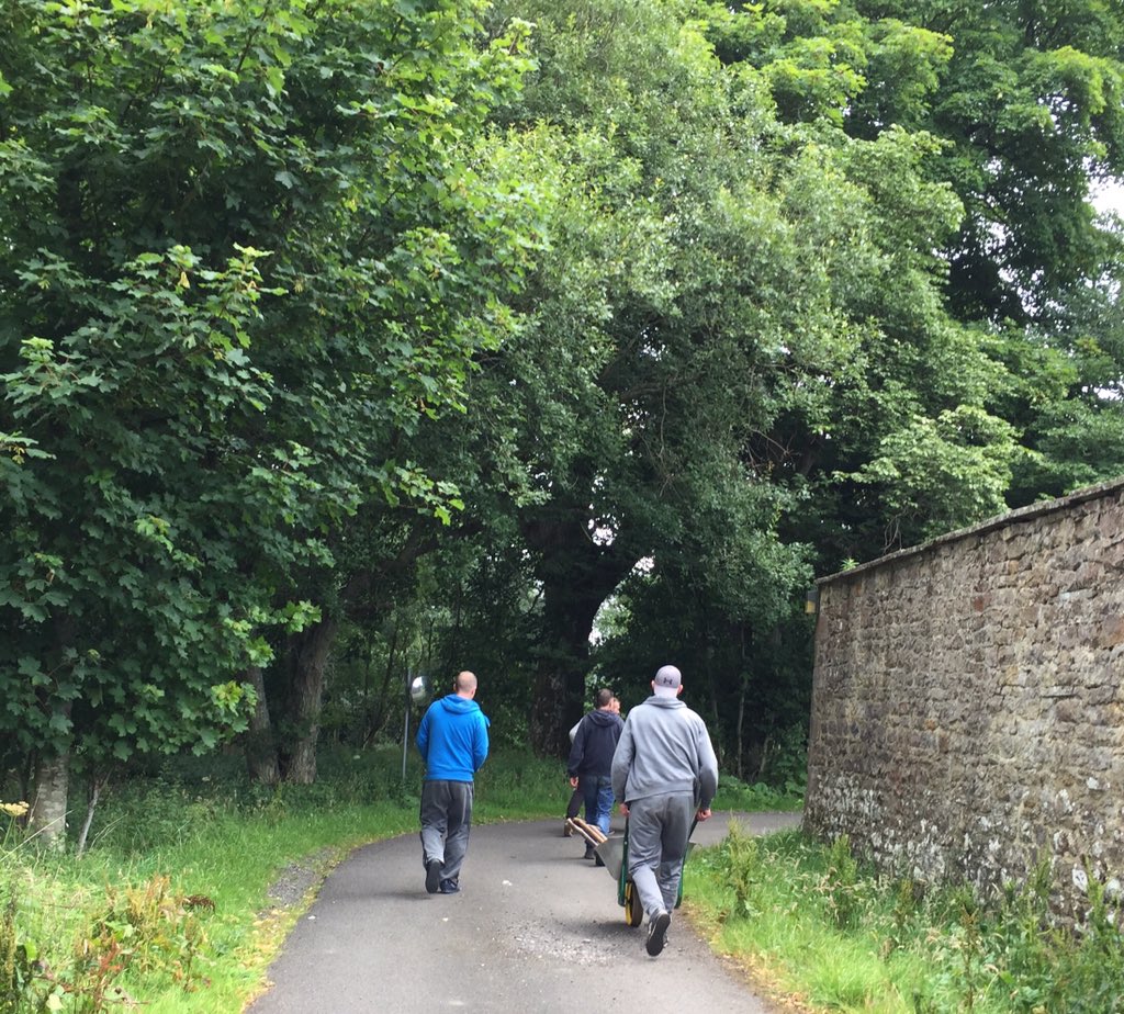 Minsteracresrc's tweet photo. Some of the #Freetheway working party today. These guys provide much needed muscle! https://t.co/mCXE4TDnpO