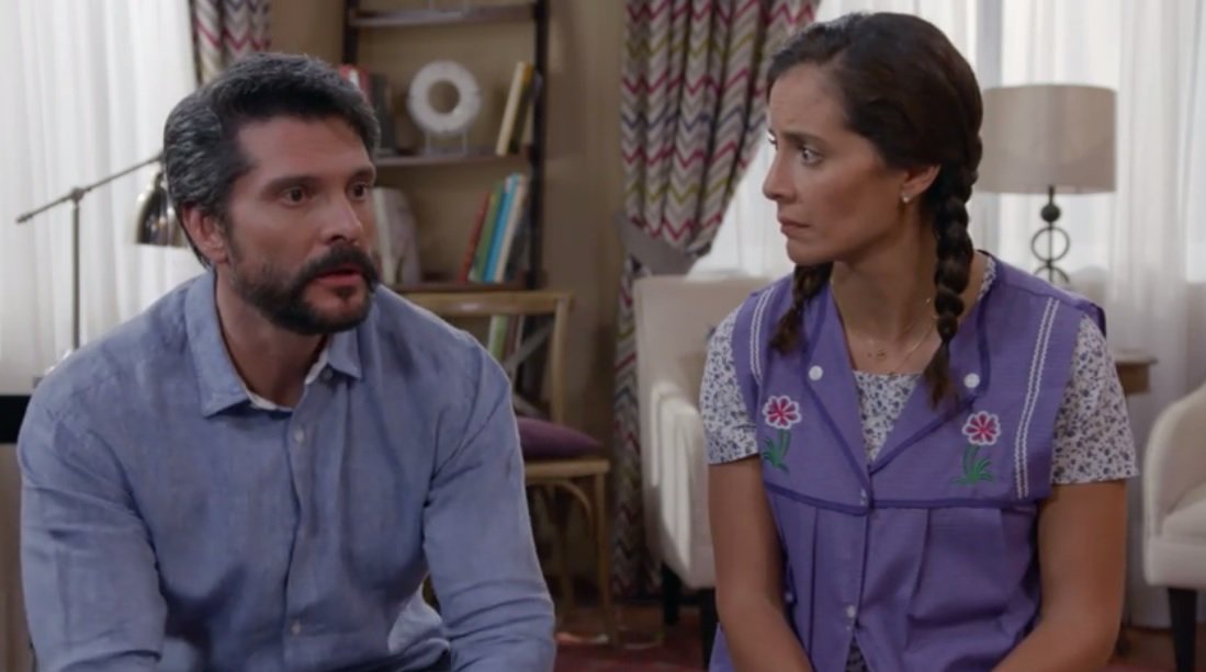 MarceCordobaFc's tweet photo. Andrea le pide su dinero a Julio. #EnamorandomeDeRamon #Capitulo108 https://t.co/xw8mgqt1Av