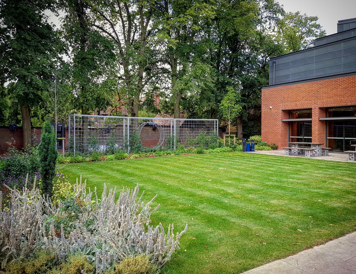land_structure's tweet photo. @BarnesConstrctn project 18 months on at Robinson's college in Cambridge @CambridgeNewsUK https://t.co/DDnX6RahyY