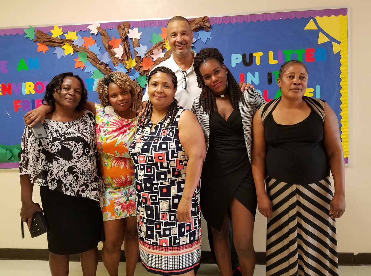 SantaAdultEd's tweet photo. Happy students at Santaluces Adult Ed!  @SantaAdultEd @ACEofPBC_es @Carolina_Blue21 @ACEofPBC https://t.co/7rsnOMOgBR