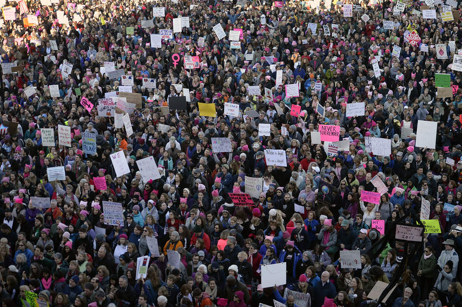 lskmerlin's tweet photo. #6MonthsSinceWomensMarch, and the resistance lives on! @womensmarch @womensmarchct @WomensMarchHart #HartfordCT https://t.co/274kkiT9pP