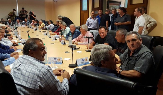 La CGT repudia la visita de <a href="/MichelTemer/">Michel Temer</a> al país mundogremial.com/n9956