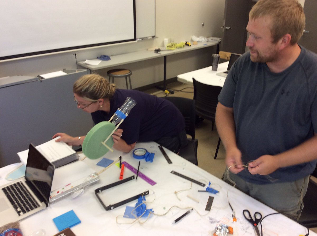 meyermar51's tweet photo. Planter design competition is heating up at ATUCASE17. Who will sell their design to the company? @case4learning @ATUAgri @drrbowen https://t.co/W11p4YJAkn