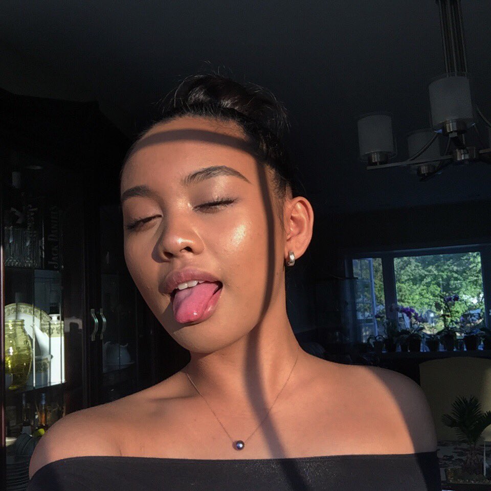 acilxgna's tweet photo. Asians can kill it too you know 🇵🇭✨#PraisinTheAsain #AsianTwitter https://t.co/dqecHVabeR