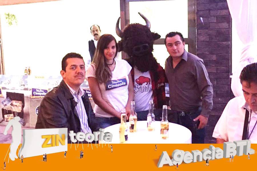 ZinteoriaBTL's tweet photo. #Activación para @GrupoHerdezMX 🌶
#EventoForáneo
#PromotionAgency
#Marketing #BTL
#Advertising https://t.co/r2SqjS6vAx