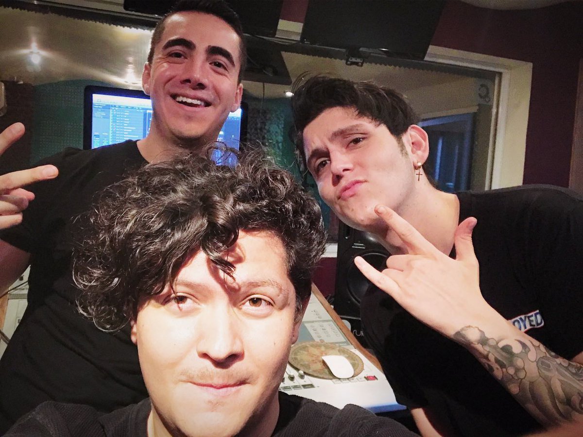 Music times con el <a href="/screamau/">mau</a> 💪💪🔥🔥💣💣