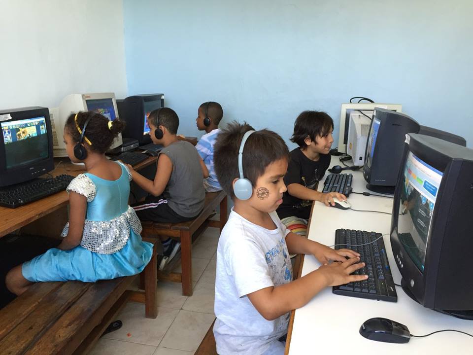 taskbrasiltrust's tweet photo. #taskbrasiltrust's mission is to help disadvantaged youth have better prospects in life #educationmatters #CasaJimmy https://t.co/G8gFv5iYK1 https://t.co/tsyfnkxAqe