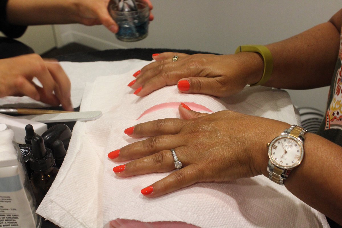 I woke up like this, just kidding it took 25 minutes for my nails to look this good💅🏽 #slay #nails #happy #manicure