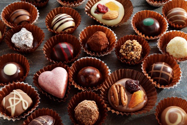 CelestinMonga's tweet photo. Who is fooling whom? #Cocoa and #cotton prices can fall but #chocolate and #textiles prices always go up! Thus, the need for transformation. https://t.co/TlLlwjbC8g