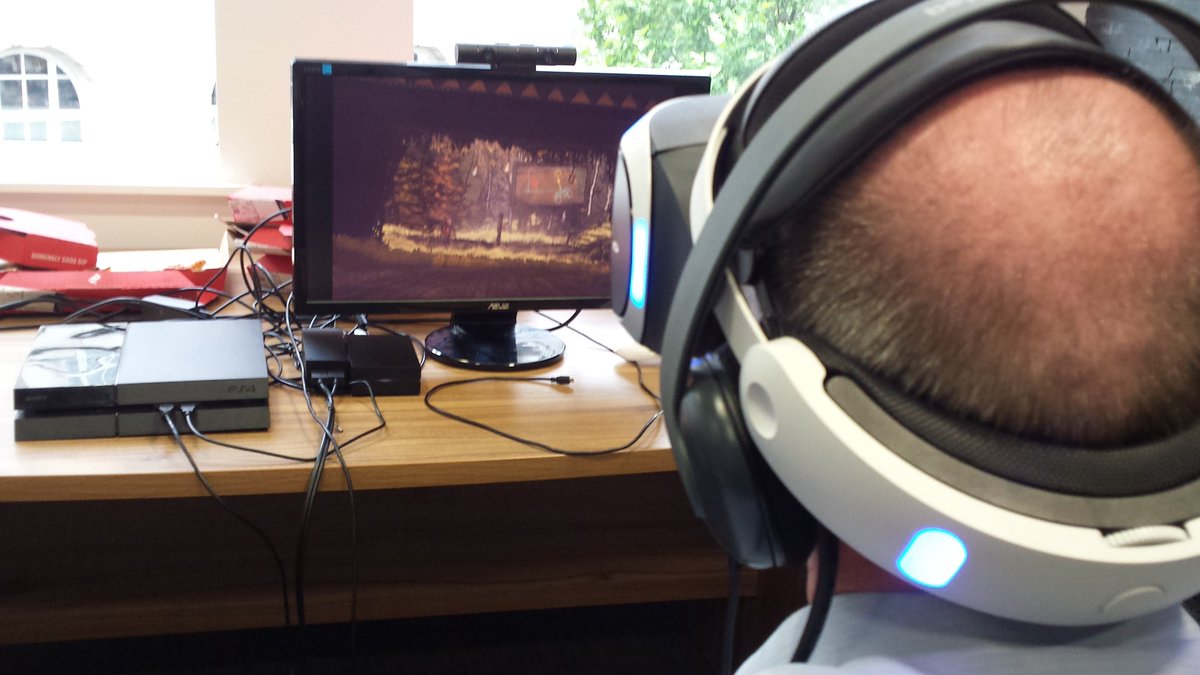 Pomegranatecons's tweet photo. @DannyT_96 &amp; @sv21up joining in the @TheLostBearGame #playtest with our friends from @OddBugStudio #psvr #PS4 #VR #indiedev #gamedev https://t.co/9iOXoWJYsF
