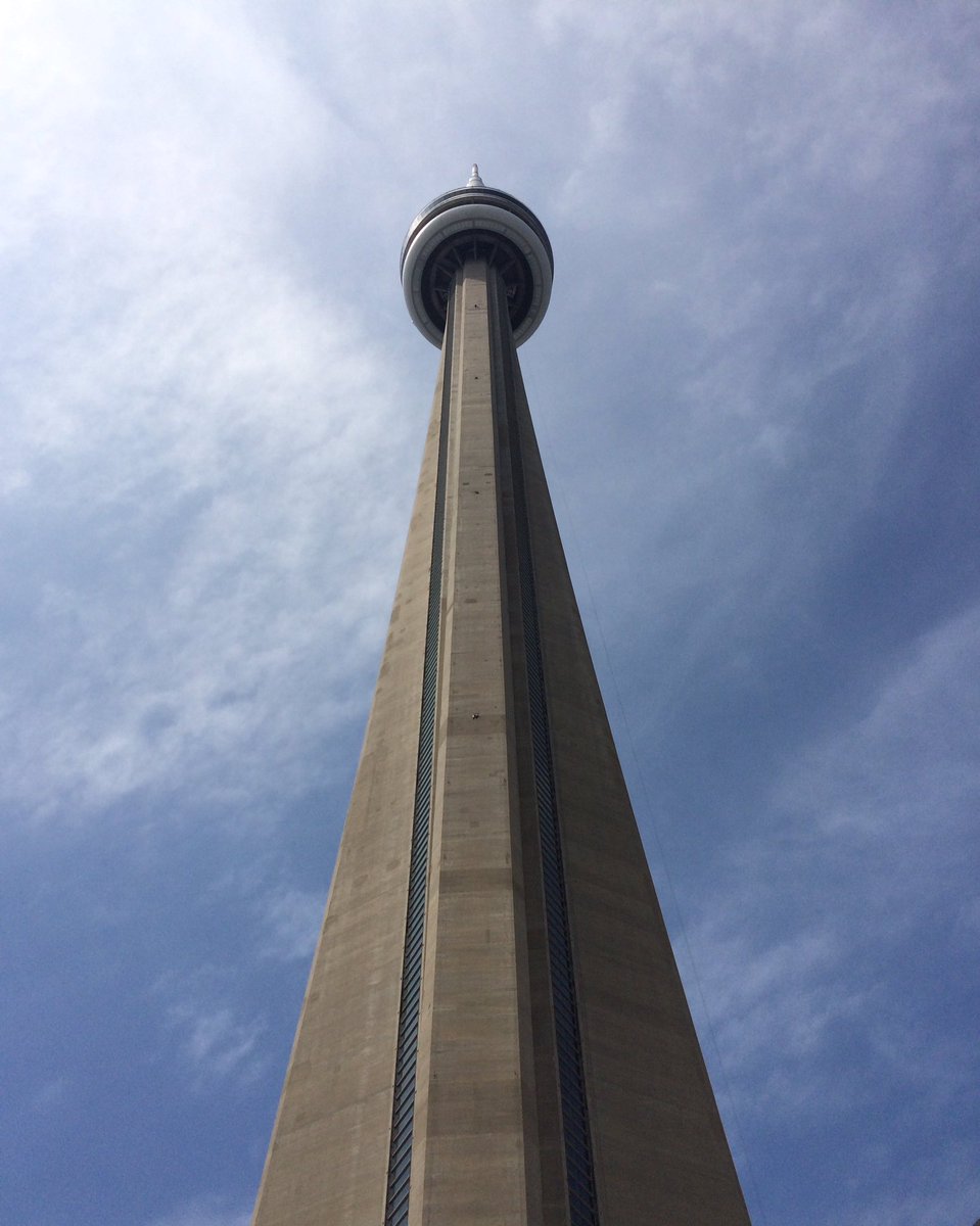 Sportscaduceus's tweet photo. Good morning Toronto! As always, great meeting!
#AOSSM2017 https://t.co/QKm0cDD4zn