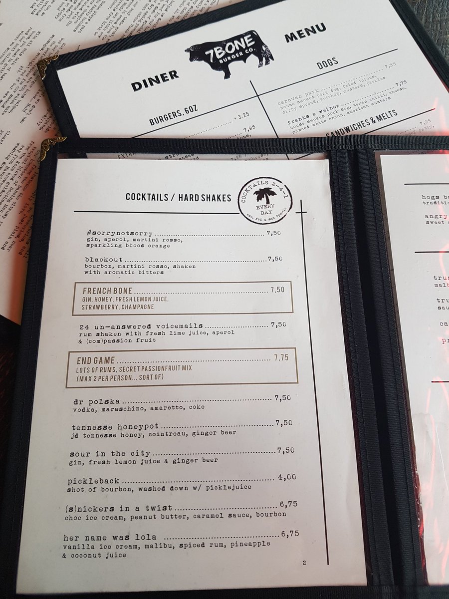 DU_Review's tweet photo. Walked into @7bone_dive Newbury, 2 for 1 cocktails. #winning #drunkedup https://t.co/5auC7MfiGy