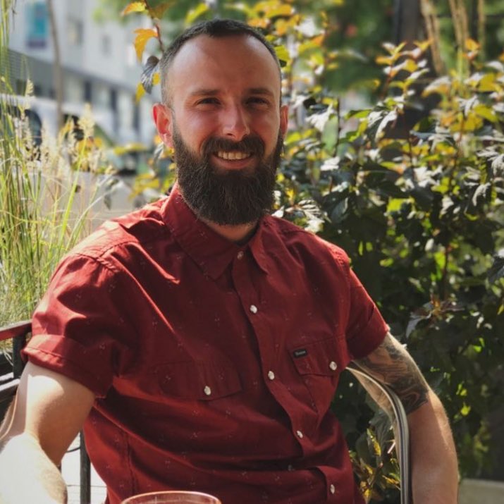 Model Milk tweet media