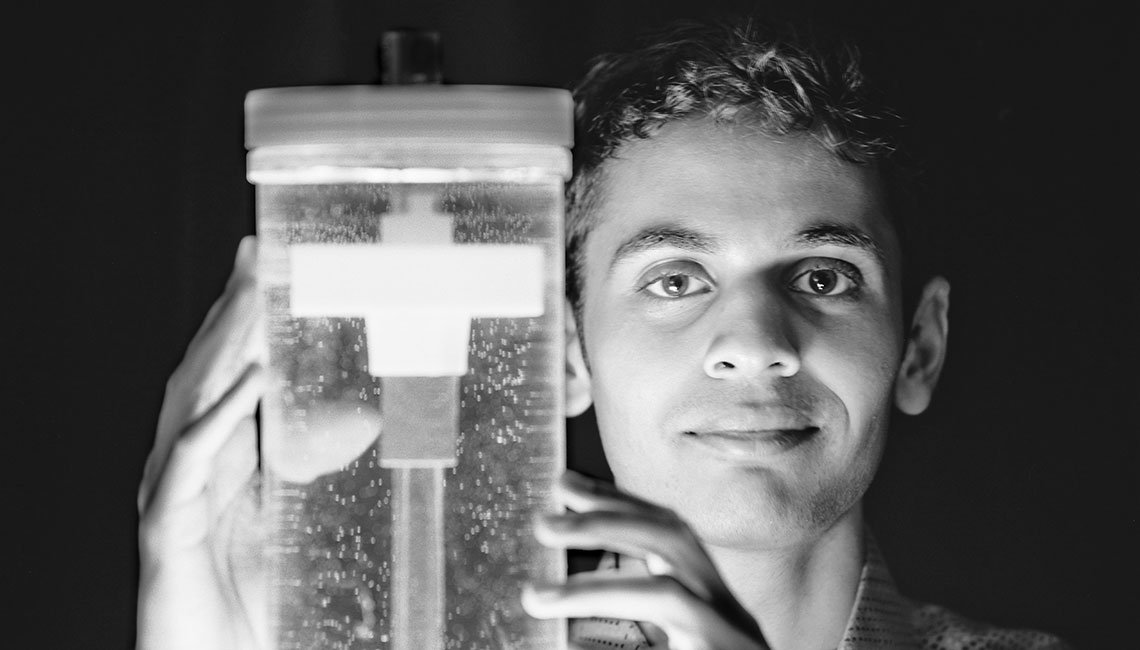 umichmedicine's tweet photo. Stephen John is a current med student who created a simple solution to save lives: https://t.co/MEIWyYFfLf https://t.co/cUmoEOK6J4