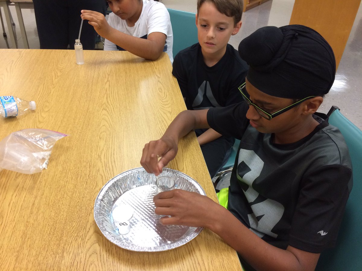 andy_bulat's tweet photo. Summer schools Moving Forward working with acids and bases, discovering ph factors  thx mad science #Gecdsbss https://t.co/K9CoZil1OU