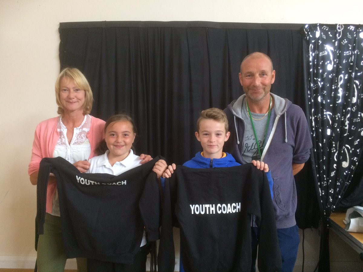 MissEvans11's tweet photo. @coneyhillschool Congratulations to Jess &amp; Preston on achieving their prestigious Youth Coach Awards! https://t.co/E3nBcGlPYv