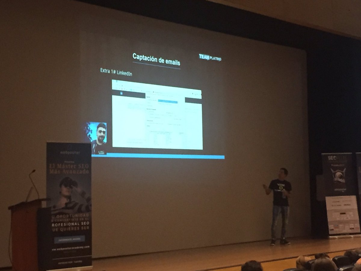 alexmat3o's tweet photo. #SEOplus17  @chuisochuisez recomendando los servicios de @thisjrodriguez para lo que necesites 😘 https://t.co/8PqSExcMTZ