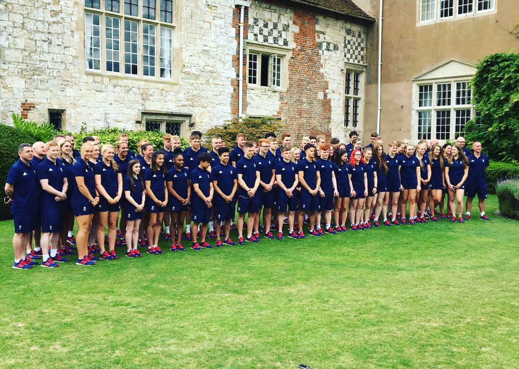TeamGB's tweet photo. Big day for these young athletes 🙌

First day as part of Team GB🇬🇧 ahead of the European Youth Olympics 

Good Luck!! 🤞 https://t.co/DCjAhlfyr4
