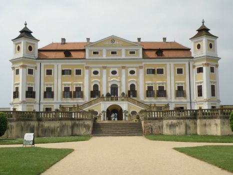 Czech_Spa's tweet photo. #Milotice castle near #Hodonin, #Czechia #Czechspa https://t.co/0crtgxvLcf