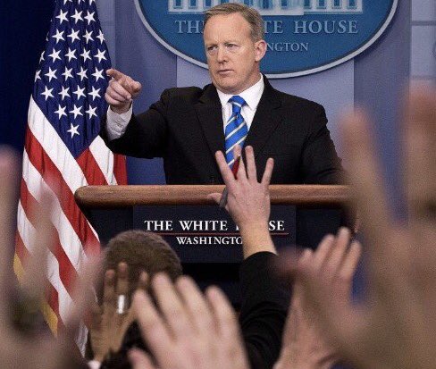 PeteMcMurray's tweet photo. Goodbye Spicey. I'll miss @melissamccarthy playing you on @nbcsnl https://t.co/l8zSmi8i5F