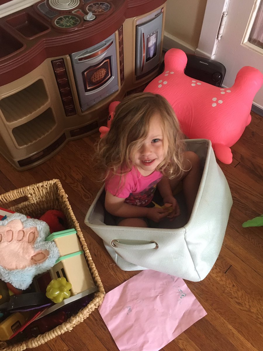 AubrieMichel1's tweet photo. #kidrules If you empty it, they will sit in it. But only if you don't want them too. #momlife #parentingtips https://t.co/laCU7YwXW6