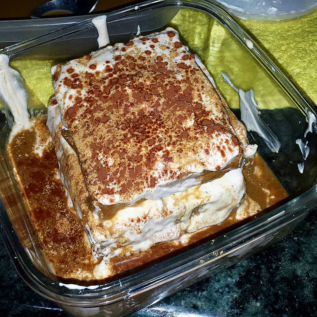 NutriproJaen's tweet photo. ¿A QUIÉN NO LE GUSTA UN DELICIOSO TIRAMISÚ? 😋🍰

Nuestro amigo @CCordobaL crea su VERSIÓN FIT con @Scientiffic_❗😍👌🔝

📋https://t.co/yO4PwXDssC https://t.co/fB4yu8h5YX