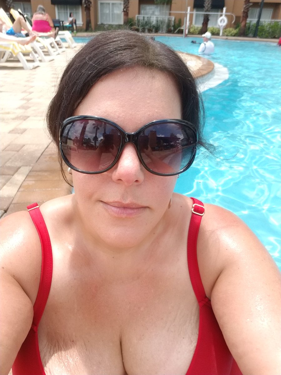 kierstenkrum's tweet photo. Now we're talking #RWA17 #preshow #Orlando #FirstTimeInFlorida #WhatLaunch?
@ThePointHotel https://t.co/EZOD5uHatn