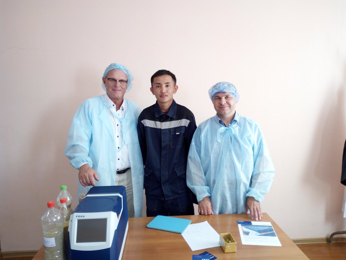 ssnews_official's tweet photo. We meet special guest from Sweden and local managers from Astana. Really good product and technology. #fossanalytics https://t.co/7HLdLlOTzc