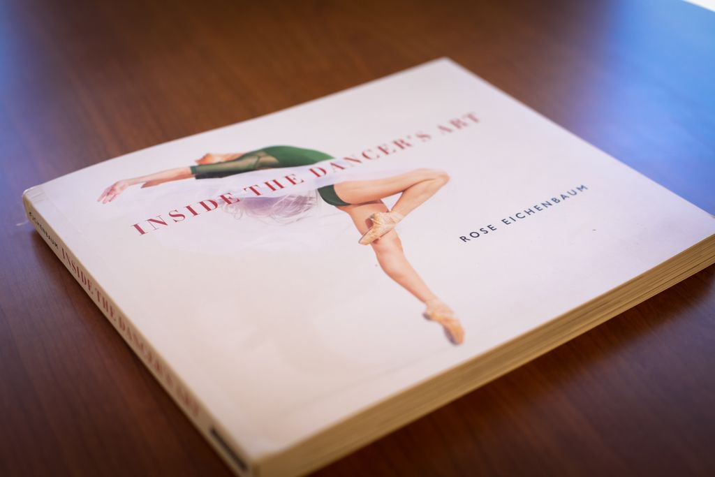 USCKaufman's tweet photo. USC Kaufman Students featured in New Dance Photography Book from #RoseEichenbaum - https://t.co/9IYcpf6RK2 https://t.co/KsxEODlcHh