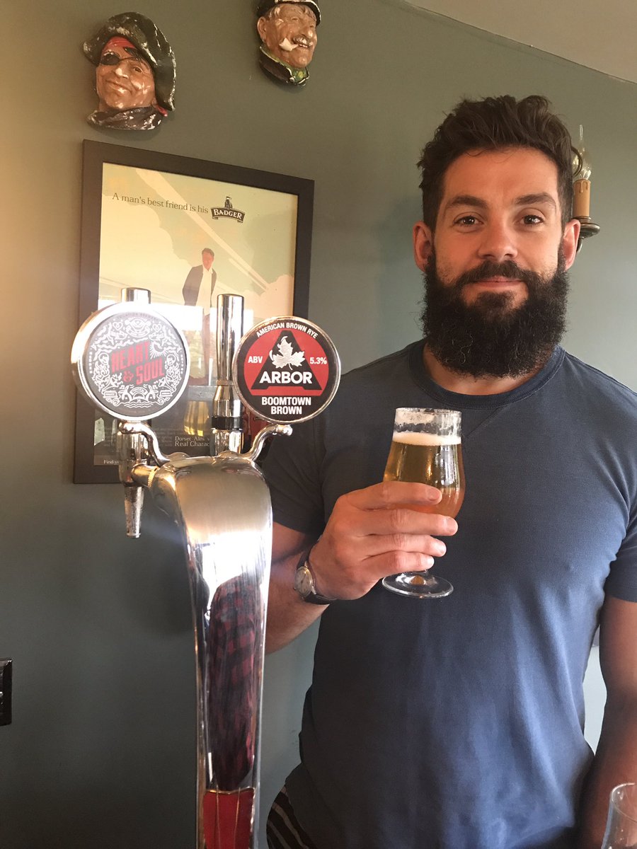 TheCurrencyKid's tweet photo. Loving a bit of Heart &amp; Soul at Etoh. #homebar #ETOH @vocationbrewery #BeardGang 🍻 https://t.co/86Jcdce8pr
