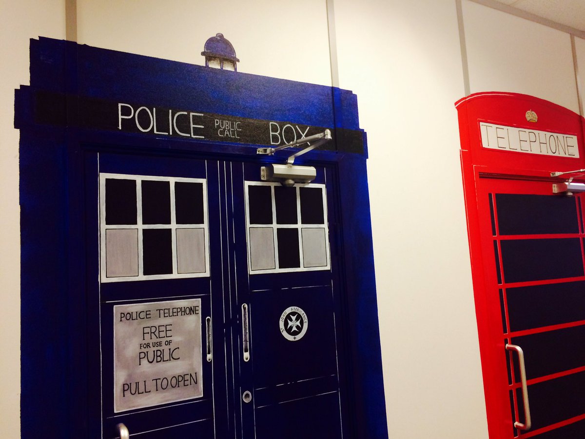 HOUSEofZINTHOS's tweet photo. Murals I did recently to brighten up @Welsh_ICE's Skype booths! 🎨💻☎️ https://t.co/hJygYrEzd5