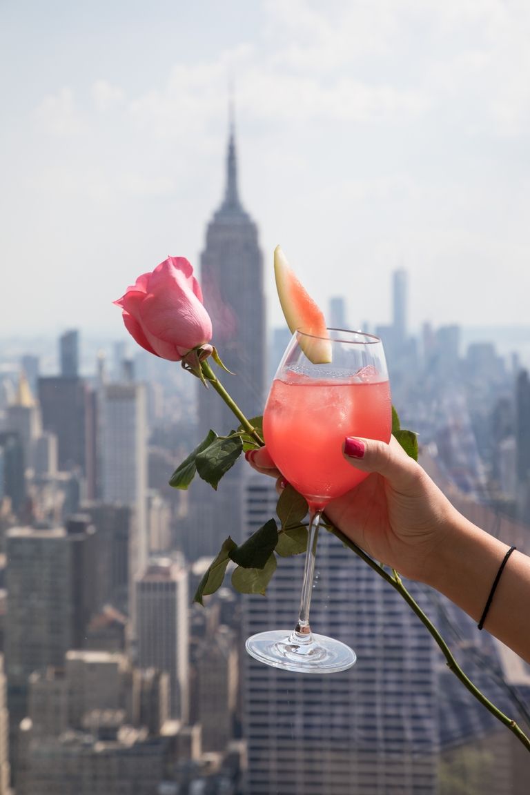 HudsonMOD's tweet photo. The Rainbow Room is hosting a Rosé Bar Pop-Up only offered July 21st, 24th, and 28th! https://t.co/ImlDoSJvDV @RainbowRoom #HudsonMOD https://t.co/BhtreQLjVM