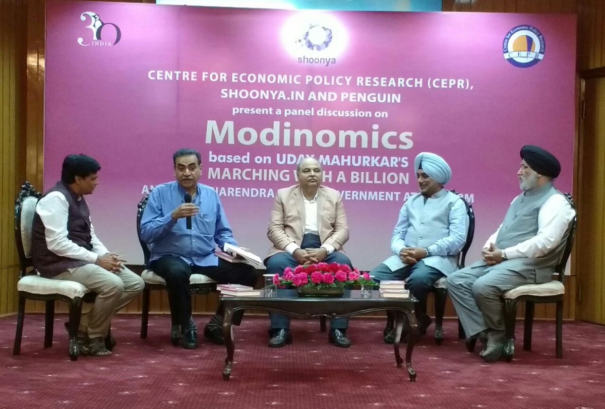 SanjayTandonBJP's tweet photo. At the #Booklaunch of 'Marching with a billion' & panel discussion on #3yearsofmodigovernment organised in Raj Bhawan, #Punjab https://t.co/OMOAP8LqCh