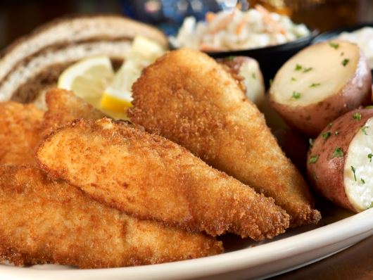 AnduzzisGB's tweet photo. Nothing say Friday like a little fish fry! Come get our tasty perch plate tonight! #FridayFish #PerchPlate https://t.co/WW1d5CALV5