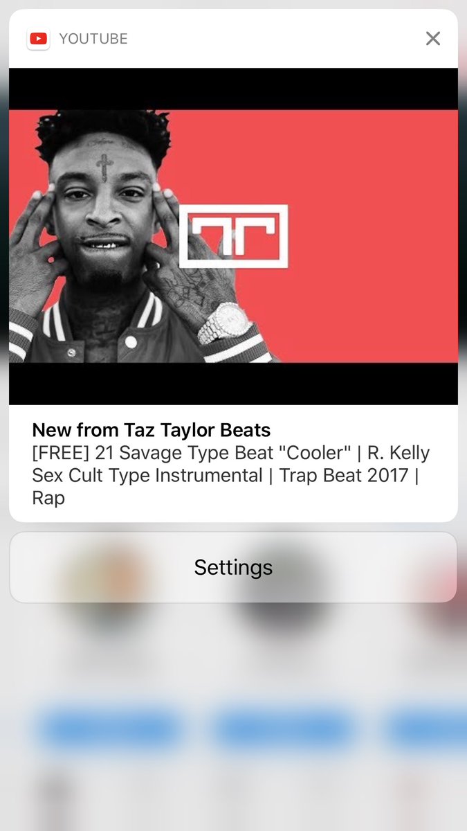 YCTHEPRODUCER's tweet photo. This dude @TheTazTaylor is a fool rkelly sex cult type beat😂😂 https://t.co/hRKsrRmWsV